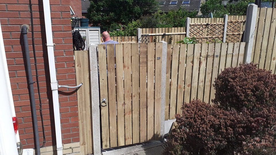 5ft pailing fence - Care Fencing company Leeds